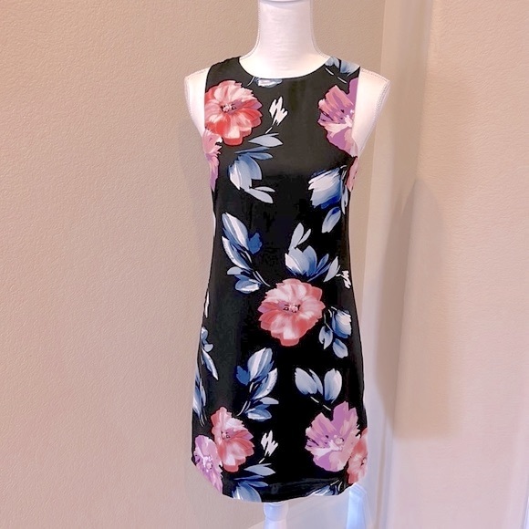 NEW Love...Ady Floral A-Line Sleeveless Sheath Dress - Picture 1 of 14